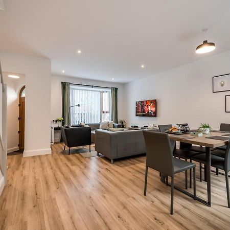 ベルファストWindsor Drive Townhouseアパートメント エクステリア 写真